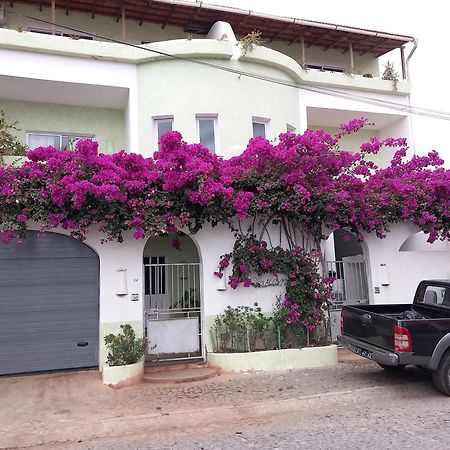 Bed and Breakfast Vivenda Viviani Praia Zewnętrze zdjęcie