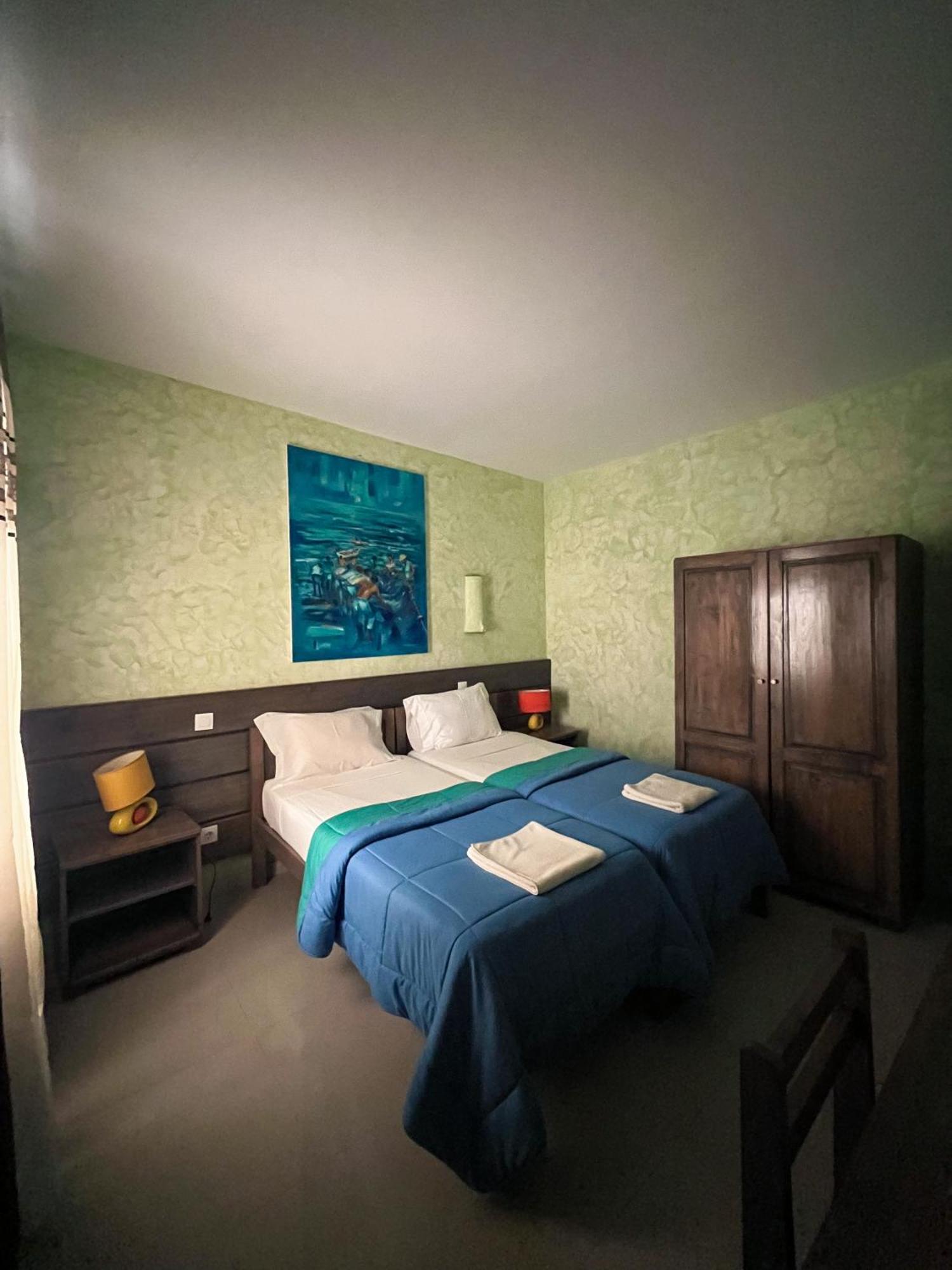 Bed and Breakfast Vivenda Viviani Praia Zewnętrze zdjęcie